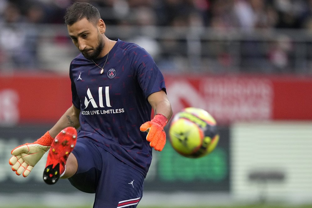 Mino Raiola: Gianluigi Donnarumma Tidak Mengkhianati AC Milan Mino Raiola: Gianluigi Donnarumma Tidak Mengkhianati AC Milan