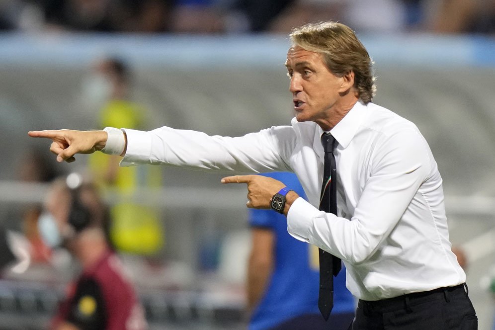 Roberto Mancini Bantah Bakal Latih Manchester United Roberto Mancini Bantah Bakal Latih Manchester United