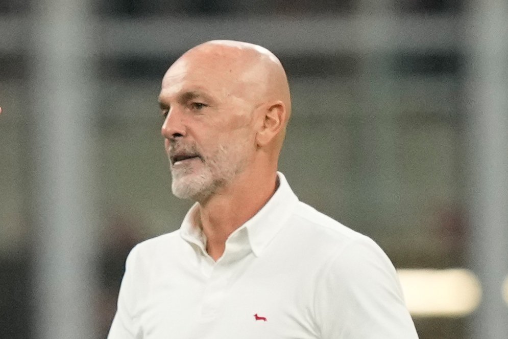 Petualangan AC Milan di Eropa Berakhir, Stefano Pioli: Salah Kami Sendiri, Kami Kurang Pengalaman Petualangan AC Milan di Eropa Berakhir, Stefano Pioli: Salah Kami Sendiri, Kami Kurang Pengalaman