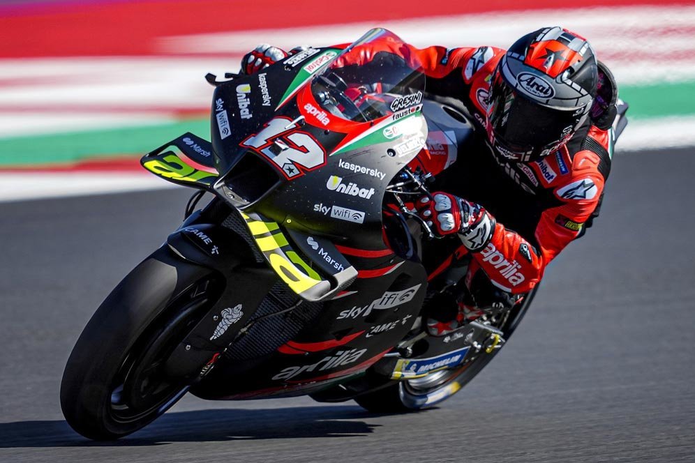 Maverick Vinales dan Aprilia: Awal yang Positif Meski Tak Sempurna Maverick Vinales dan Aprilia: Awal yang Positif Meski Tak Sempurna