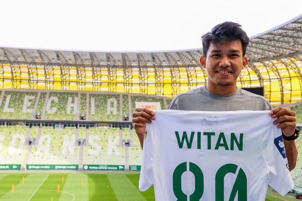Witan Sulaeman Diputus Kontrak, Netizen Indonesia Serbu dan Unfollow Lechia Gdansk
