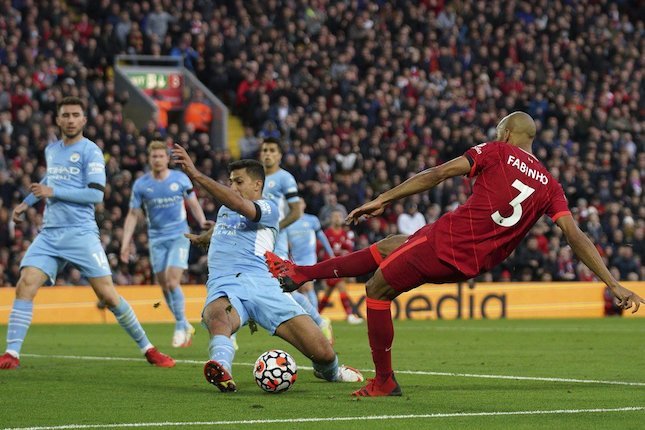 Gelandang - Fabinho Gelandang - Fabinho