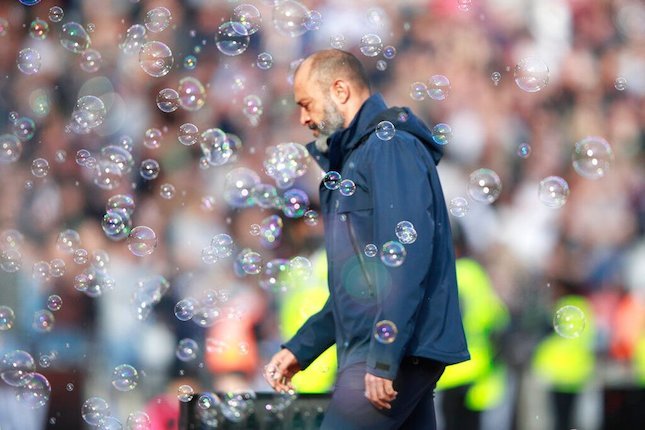 Ole Stay, Nuno Out Ole Stay, Nuno Out