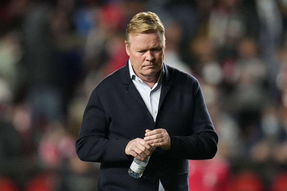 Terpaksa Lepas Lionel Messi tapi Beli Ferran Torres, Ronald Koeman Cium Bau Busuk dari Barcelona