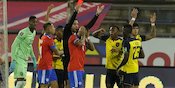Kaki di Kepala Lawan, Arturo Vidal Kena Kartu Merah Pada Menit ke-13 Kaki di Kepala Lawan, Arturo Vidal Kena Kartu Merah Pada Menit ke-13