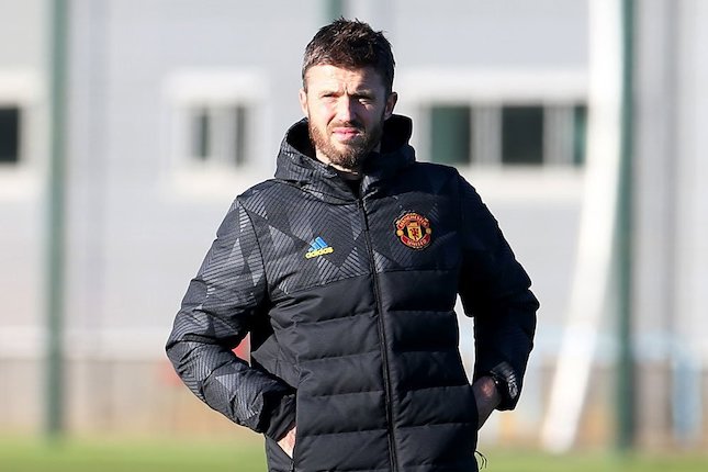 Michael Carrick Bakal Dipecat?