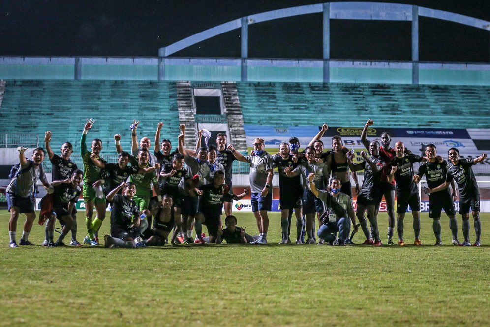Persib Kembali ke Piala AFC Setelah Absen Lama, Robert Alberts Antusias Persib Kembali ke Piala AFC Setelah Absen Lama, Robert Alberts Antusias