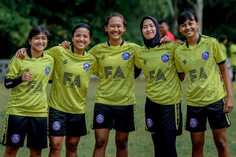 Tak Cuma Cantik, 3 Pesepak Bola Putri Indonesia Ini Juga Punya Skill Mumpuni Lho! Tak Cuma Cantik, 3 Pesepak Bola Putri Indonesia Ini Juga Punya Skill Mumpuni Lho!