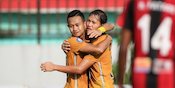 BRI Liga 1: Ini Reaksi Aremania Usai Arema Perkenalkan Empat Amunisi Baru BRI Liga 1: Ini Reaksi Aremania Usai Arema Perkenalkan Empat Amunisi Baru