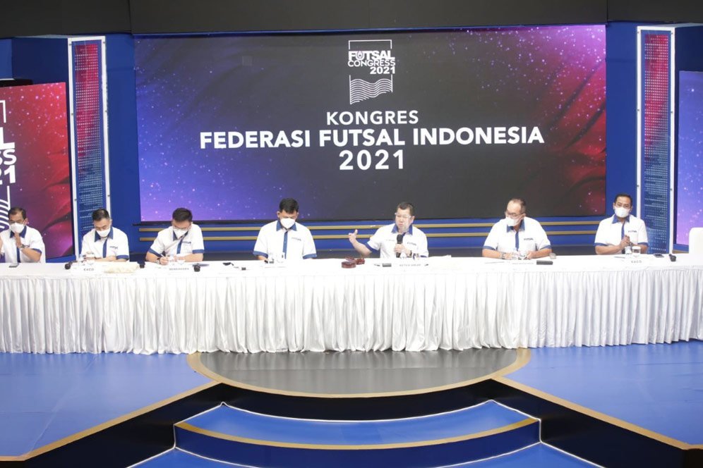 Federasi Percepat Futsal Jadi Industri Demi Masa Depan Pemain, Pelatih, dan Wasit Federasi Percepat Futsal Jadi Industri Demi Masa Depan Pemain, Pelatih, dan Wasit