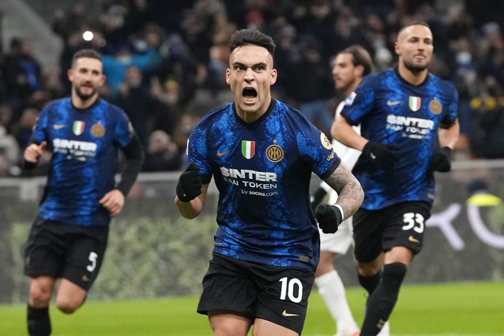 Lautaro Martinez: Benar Messi Mengajak Saya ke Barcelona, Tapi... Lautaro Martinez: Benar Messi Mengajak Saya ke Barcelona, Tapi...
