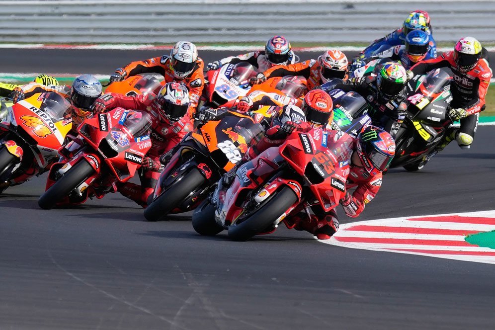 Indonesia Siapkan Travel Bubble demi Jamin MotoGP Mandalika Tak Batal Indonesia Siapkan Travel Bubble demi Jamin MotoGP Mandalika Tak Batal