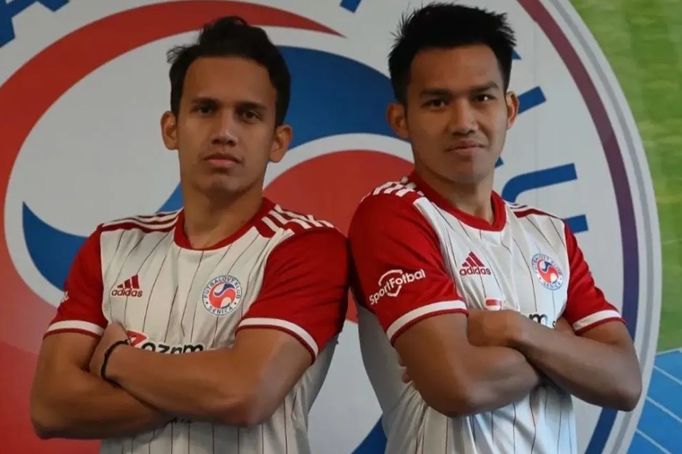 Kehidupan Sederhana Egy dan Witan di Slovakia: Gemar ke Mall Ketimbang Bar Kehidupan Sederhana Egy dan Witan di Slovakia: Gemar ke Mall Ketimbang Bar