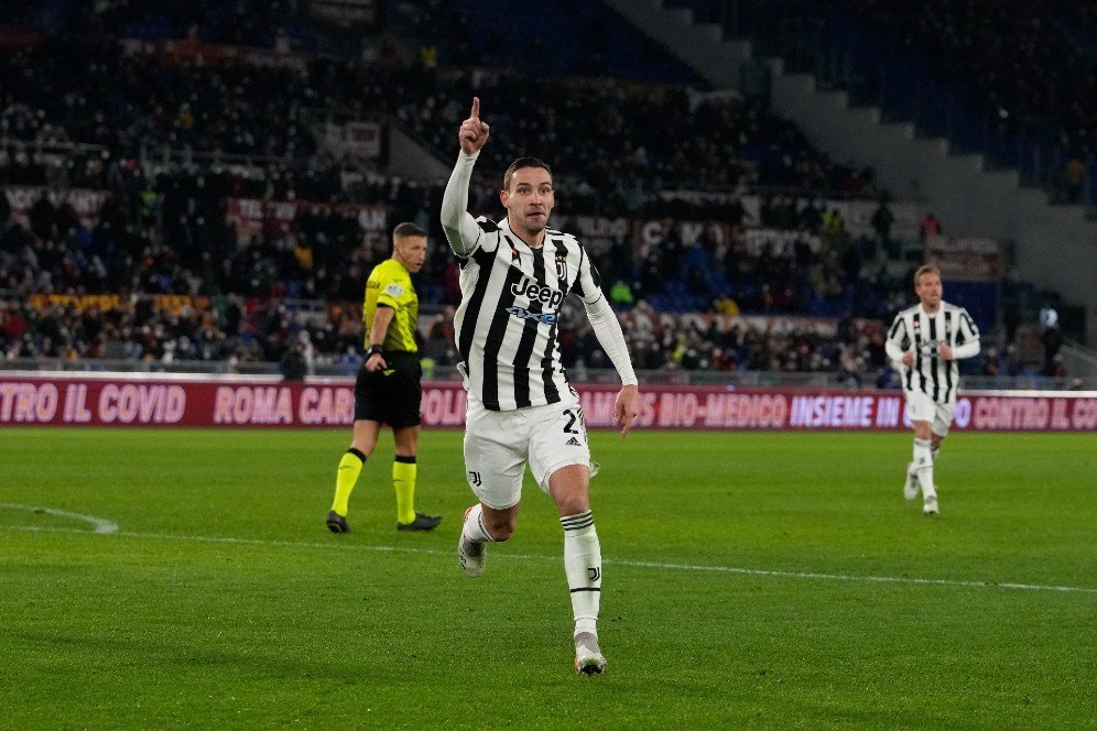 Hasil Pertandingan AS Roma vs Juventus: Skor 3-4 Hasil Pertandingan AS Roma vs Juventus: Skor 3-4