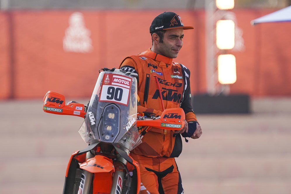 Danilo Petrucci Tekad Lanjutkan Laga di Reli Dakar 2022, Meski Hasilnya Takkan Dihitung Danilo Petrucci Tekad Lanjutkan Laga di Reli Dakar 2022, Meski Hasilnya Takkan Dihitung