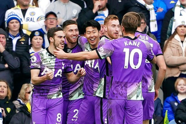 Jalannya Pertandingan Leeds vs Tottenham Jalannya Pertandingan Leeds vs Tottenham