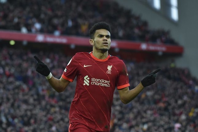 Jadi, Winger atau Penyerang Tengah? Jadi, Winger atau Penyerang Tengah?