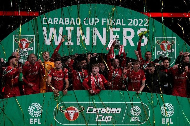 Liverpool (10 trofi)