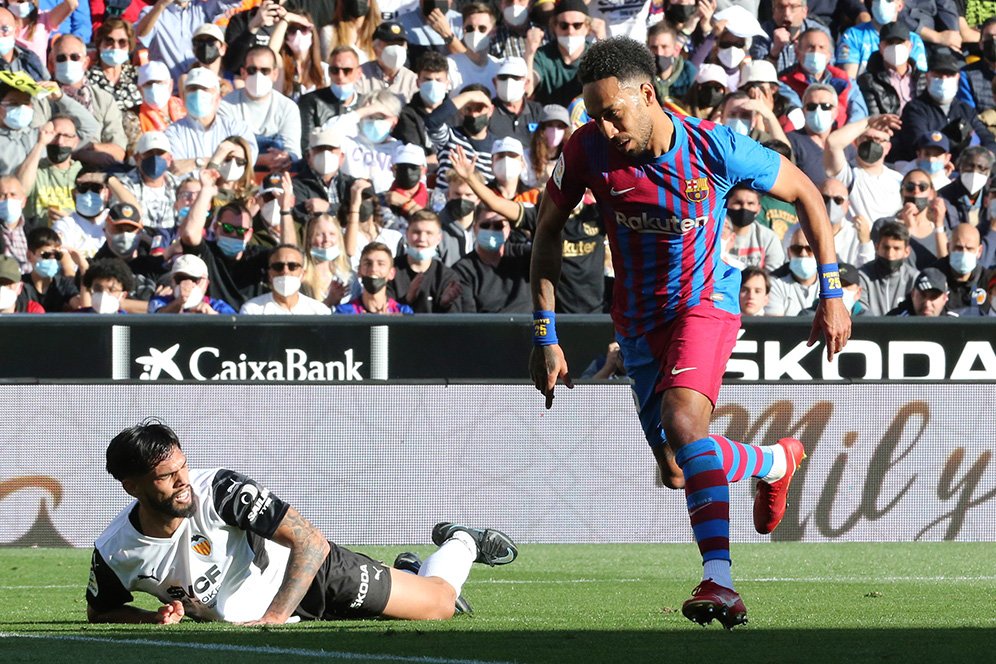 Pierre-Emerick Aubameyang: Bertahanlah di Barcelona, Wahai Dembele! Pierre-Emerick Aubameyang: Bertahanlah di Barcelona, Wahai Dembele!