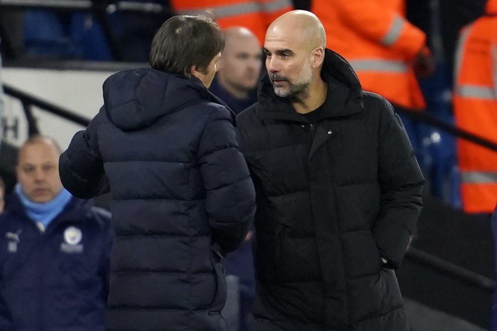 Antonio Conte, 'Monster' di Hadapan si Jenius Pep Guardiola Antonio Conte, 'Monster' di Hadapan si Jenius Pep Guardiola
