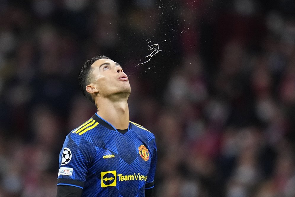 Musim Neraka Manchester United, Cristiano Ronaldo Siap-siap Tekor Rp94 Miliar! Musim Neraka Manchester United, Cristiano Ronaldo Siap-siap Tekor Rp94 Miliar!