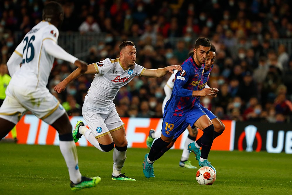 Ferran Torres Menyia-nyiakan Peluang, Xavi: Percayalah, Dia akan Cetak Banyak Gol Ferran Torres Menyia-nyiakan Peluang, Xavi: Percayalah, Dia akan Cetak Banyak Gol