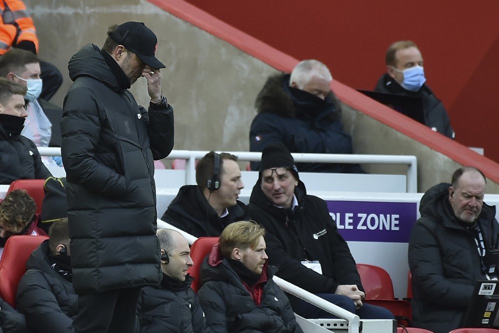 Liverpool Ubah Formasi 4-3-3 jadi 4-4-2 Lawan Tim Juru Kunci, Apa yang Terjadi Klopp? Liverpool Ubah Formasi 4-3-3 jadi 4-4-2 Lawan Tim Juru Kunci, Apa yang Terjadi Klopp?