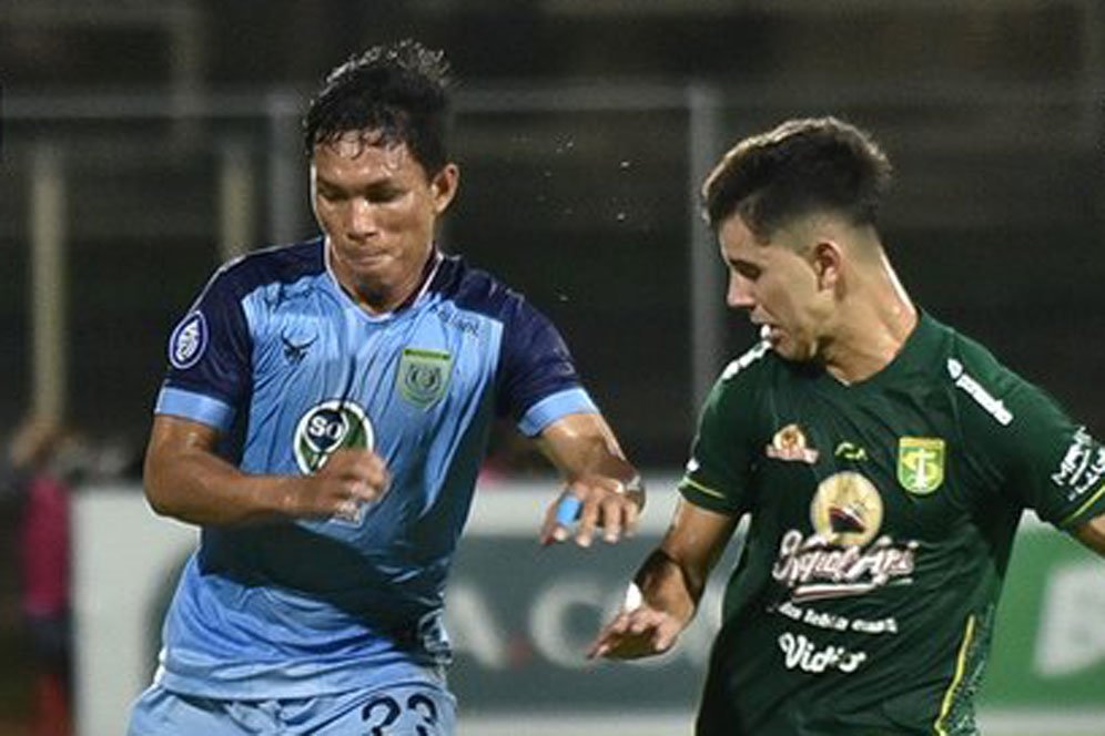BRI Liga 1: Pergantian Pemain Jadi Kunci Persela Tahan Imbang Persebaya BRI Liga 1: Pergantian Pemain Jadi Kunci Persela Tahan Imbang Persebaya