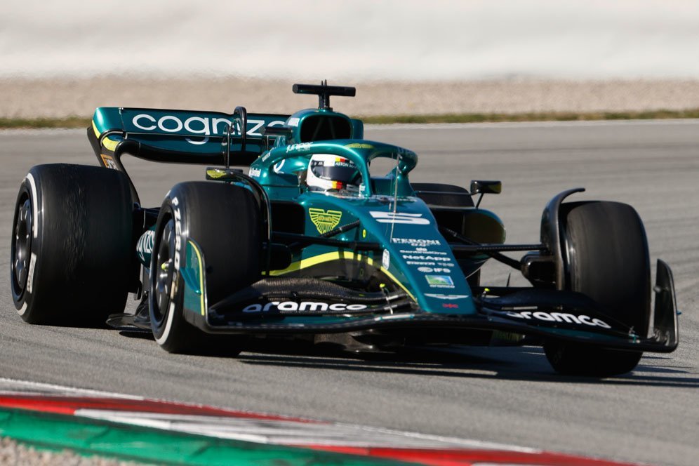 Sebastian Vettel Positif Covid-19, Digantikan Nico Hulkenberg di F1 GP Bahrain Sebastian Vettel Positif Covid-19, Digantikan Nico Hulkenberg di F1 GP Bahrain