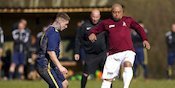 Aksi Roberto Carlos main Tarkam Bersama Bull In The Barne United di Sunday League Aksi Roberto Carlos main Tarkam Bersama Bull In The Barne United di Sunday League