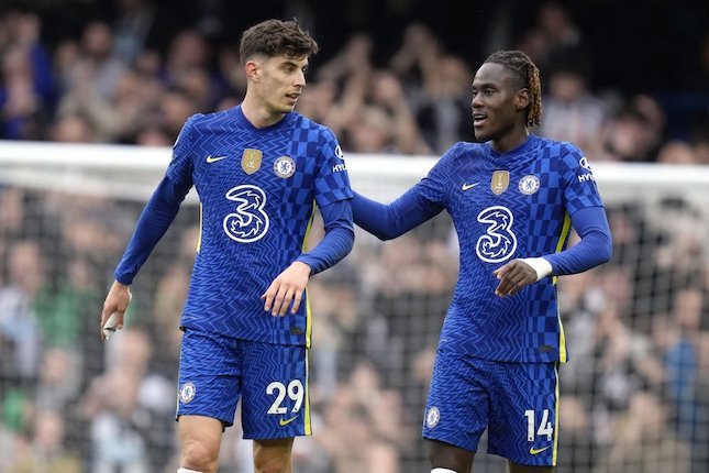 Menghancurkan Newcastle