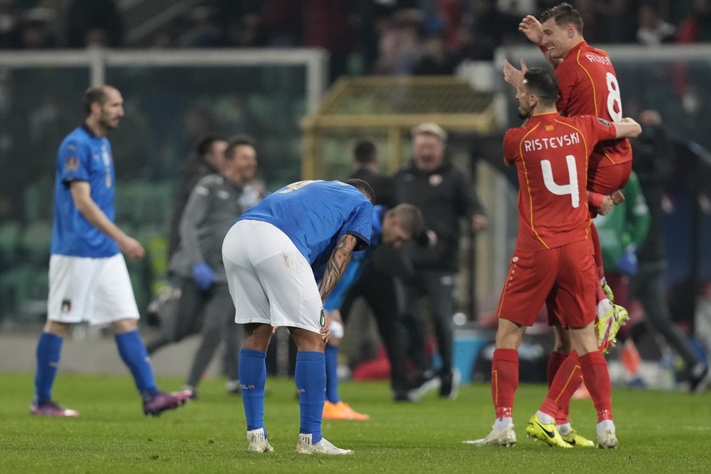 Italia Gagal ke Piala Dunia 2022, Warganet: Salah Sendiri Depak Mario Balotelli! Italia Gagal ke Piala Dunia 2022, Warganet: Salah Sendiri Depak Mario Balotelli!