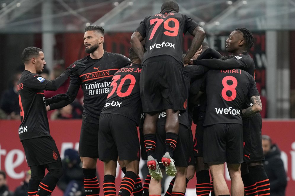 Milan Agendakan Pertemuan Dengan Madrid, Mau Bahas Transfer Siapa Nih? Milan Agendakan Pertemuan Dengan Madrid, Mau Bahas Transfer Siapa Nih?