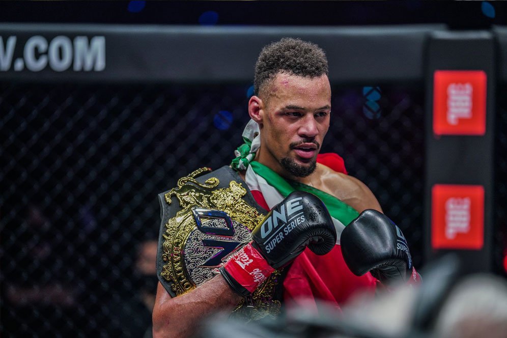 April 2022, ONE Championship Gelar Pertarungan antara Regian Eersel Vs Arian Sadikovic April 2022, ONE Championship Gelar Pertarungan antara Regian Eersel Vs Arian Sadikovic