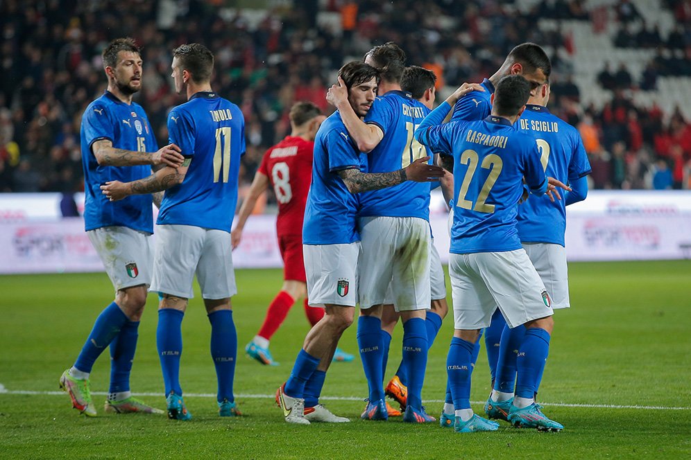Serius, Italia Masih Bisa Ikut Piala Dunia 2022 Meski Peluangnya Kecil