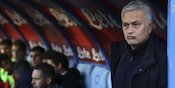 Kritik untuk Jose Mourinho: Pelatih yang Narsis, Suka Akting, dan Bikin Konflik! Kritik untuk Jose Mourinho: Pelatih yang Narsis, Suka Akting, dan Bikin Konflik!