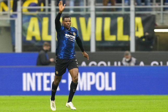 Libatkan Denzel Dumfries? Libatkan Denzel Dumfries?