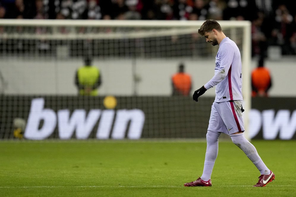 Barcelona Imbang, Gerard Pique Cedera Barcelona Imbang, Gerard Pique Cedera