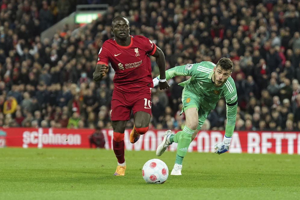 Saga Transfer Sadio Mane: Strategi 'Cek Ombak' Bikin Liverpool Kesal Saga Transfer Sadio Mane: Strategi 'Cek Ombak' Bikin Liverpool Kesal