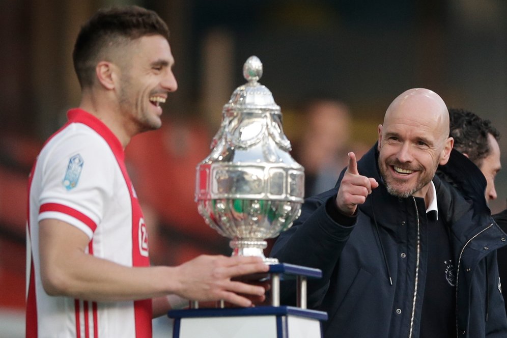4 Pemain Ajax Amsterdam yang Bisa Dibajak Erik Ten Hag ke Manchester United Musim Depan 4 Pemain Ajax Amsterdam yang Bisa Dibajak Erik Ten Hag ke Manchester United Musim Depan
