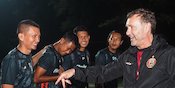 Sosok Thomas Doll di Mata Riko Simanjuntak: Humoris dan Suka Bercanda Sosok Thomas Doll di Mata Riko Simanjuntak: Humoris dan Suka Bercanda