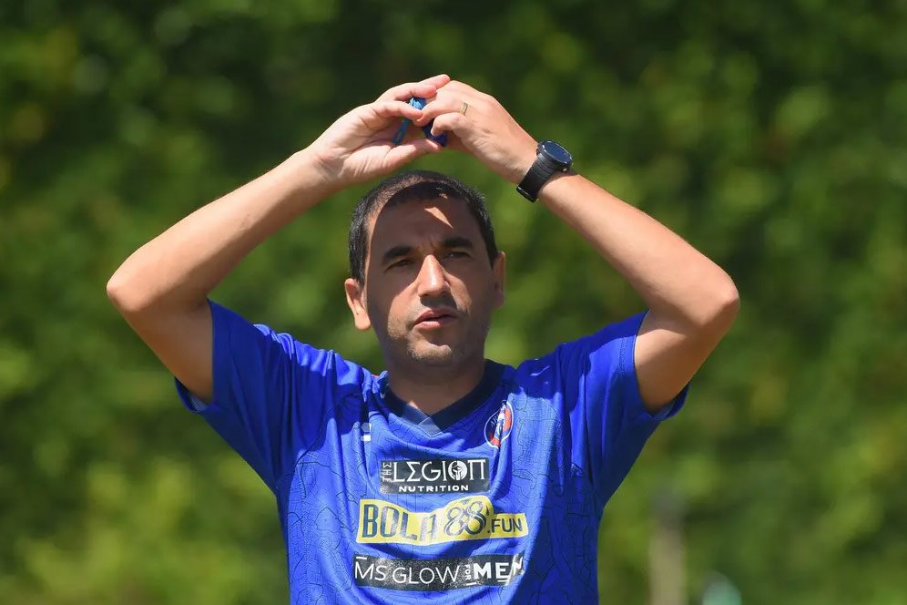 Robert Alberts Out dan Roca Menghilang, Bagaimana Nasib Eduardo Almeida di Arema FC? Robert Alberts Out dan Roca Menghilang, Bagaimana Nasib Eduardo Almeida di Arema FC?