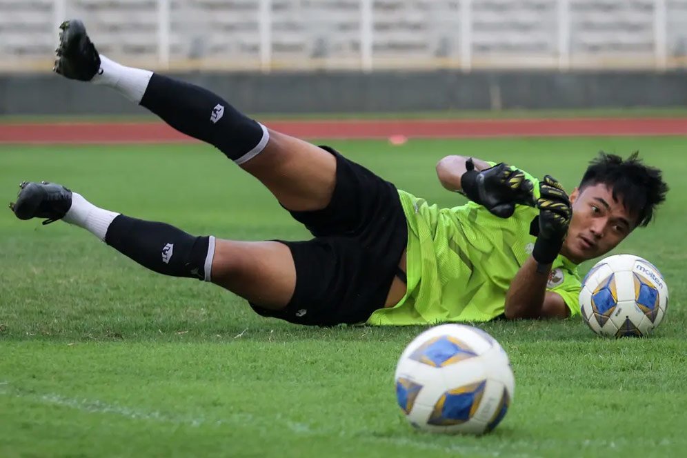 SEA Games 2021: Pujian Shin Tae-yong untuk Ernando Ari yang Mentahkan Penalti Timor Leste SEA Games 2021: Pujian Shin Tae-yong untuk Ernando Ari yang Mentahkan Penalti Timor Leste