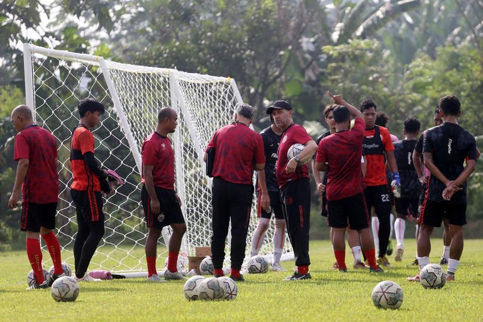 Shin Tae-yong Bongkar Syarat dari Persija untuk Lepas Pemainnya ke Timnas Indonesia U-20: H-1 Pertandingan Shin Tae-yong Bongkar Syarat dari Persija untuk Lepas Pemainnya ke Timnas Indonesia U-20: H-1 Pertandingan