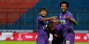 Tak Terima Disebut Adu Kungfu, Persik Kediri Kembalikan Piala Trofeo Nusantara Tak Terima Disebut Adu Kungfu, Persik Kediri Kembalikan Piala Trofeo Nusantara