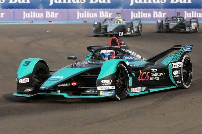 Juga Cetak Lap Tercepat Juga Cetak Lap Tercepat