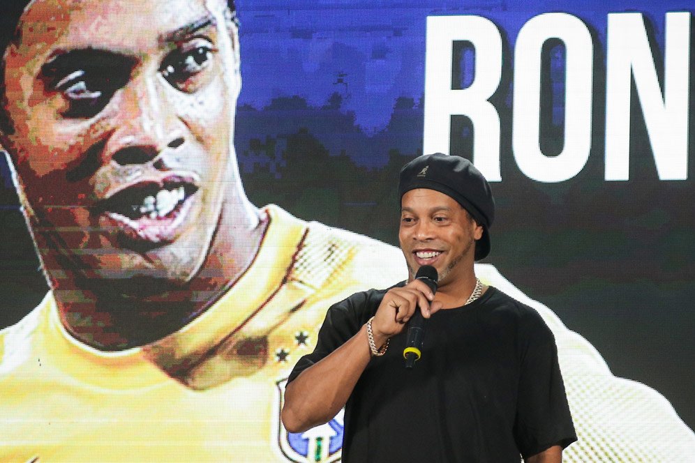 Kata Pelatih Arema tentang Trofeo Ronaldinho: Semoga Semua Menikmatinya, Terutama Para Pemain dan Penggemar Kata Pelatih Arema tentang Trofeo Ronaldinho: Semoga Semua Menikmatinya, Terutama Para Pemain dan Penggemar