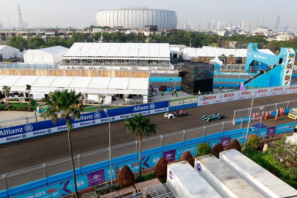 Hasil Balap Formula E Jakarta: Mitch Evans Bekuk Jean-Eric Vergne Hasil Balap Formula E Jakarta: Mitch Evans Bekuk Jean-Eric Vergne