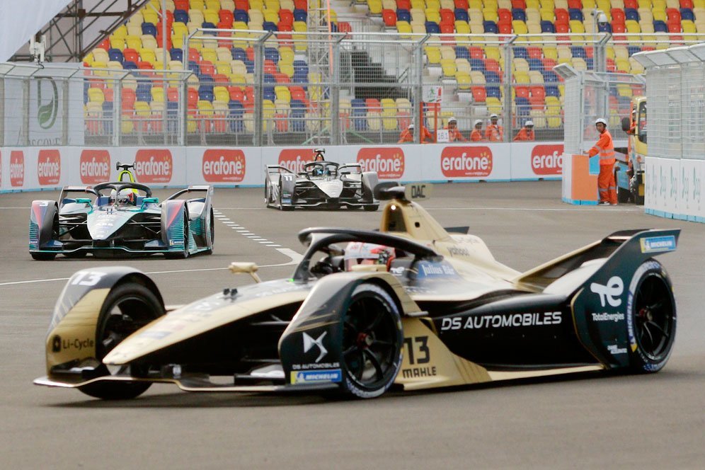 Formula E Jakarta 2022: Tak Cuma Gelaran Olahraga, Tapi Juga Ajang Kumpul Keluarga Formula E Jakarta 2022: Tak Cuma Gelaran Olahraga, Tapi Juga Ajang Kumpul Keluarga