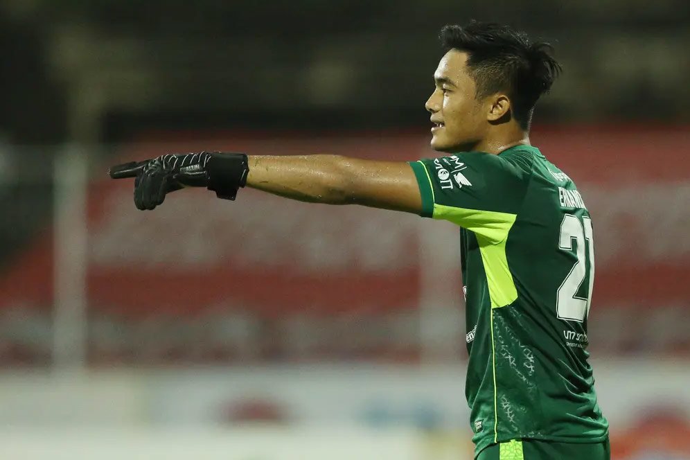 Fakta-fakta Ernando Ari: Kiper Persebaya Surabaya yang Diincar PSIS Semarang Fakta-fakta Ernando Ari: Kiper Persebaya Surabaya yang Diincar PSIS Semarang